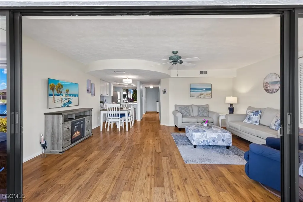 3736 SE 12th Avenue Cape Coral FL 33904