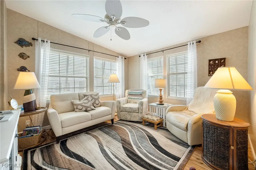 438 Snead Drive North Fort Myers FL 33903