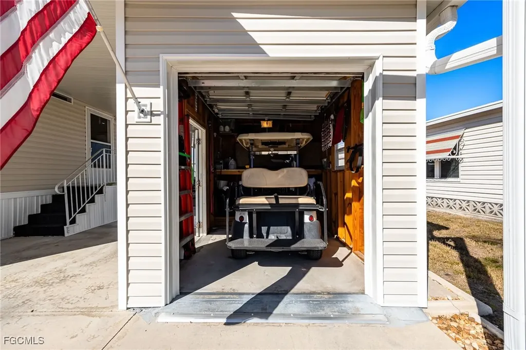 438 Snead Drive North Fort Myers FL 33903