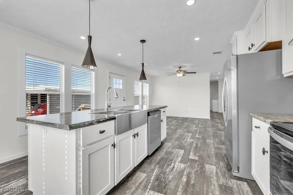 3162 Mercury Lane North Fort Myers FL 33903