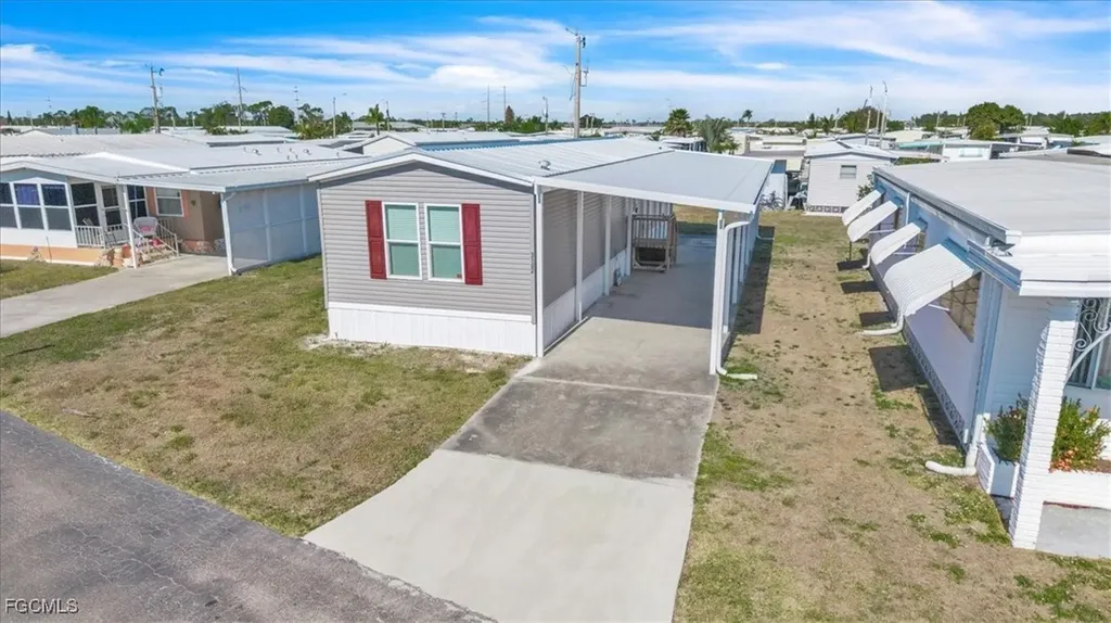 3162 Mercury Lane North Fort Myers FL 33903