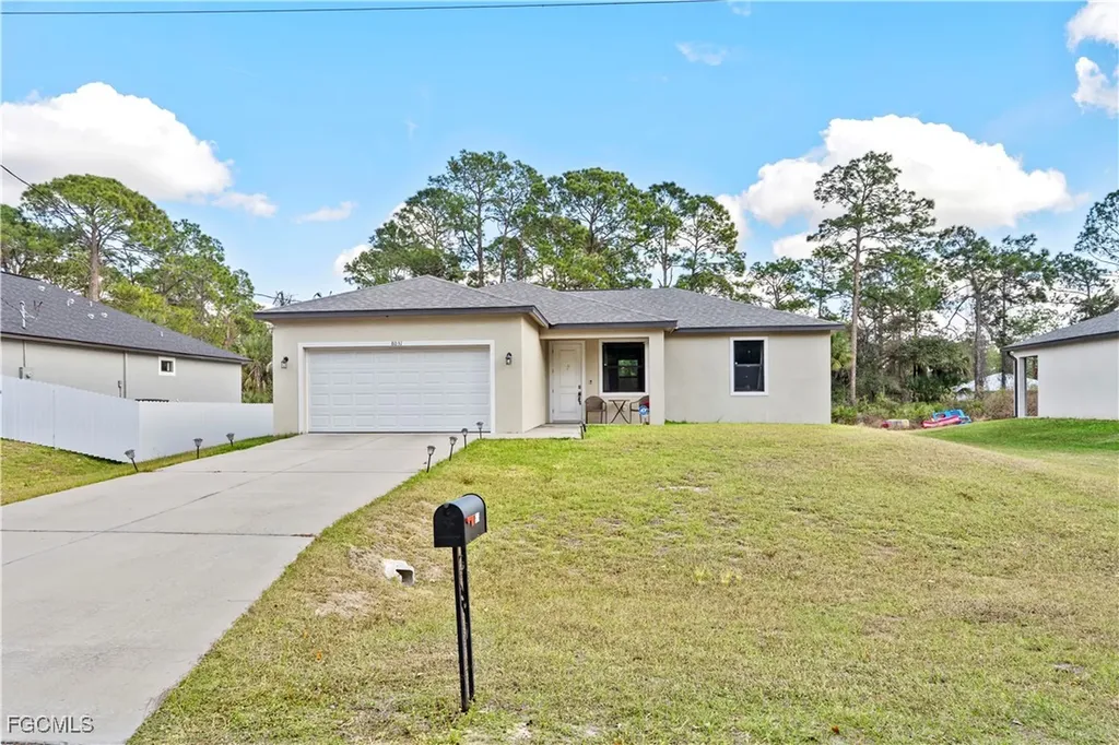 8031 Sandy Circle Labelle FL 33935
