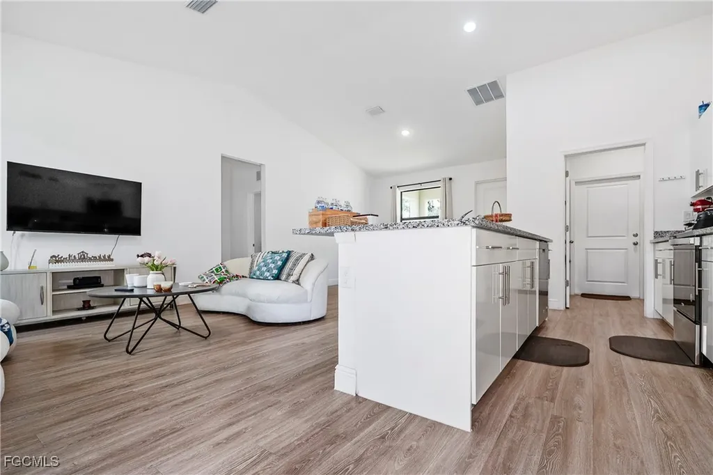 8031 Sandy Circle Labelle FL 33935