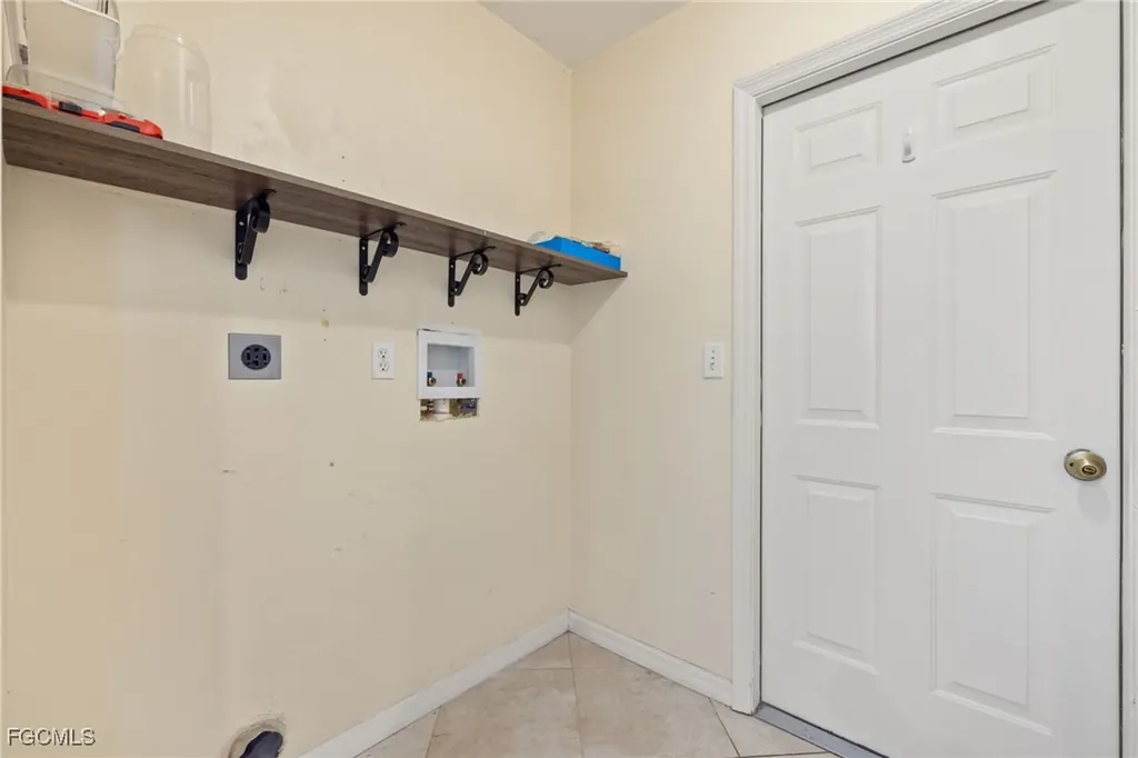 4354 SW 20th Avenue Cape Coral FL 33914