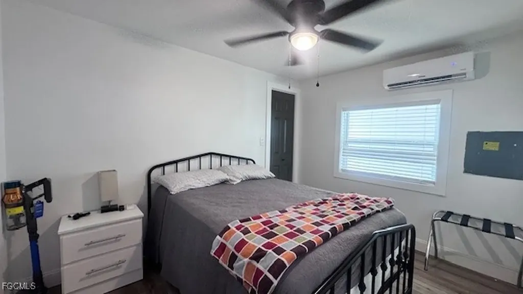 5524 Ben Franklin Lane North Fort Myers FL 33917