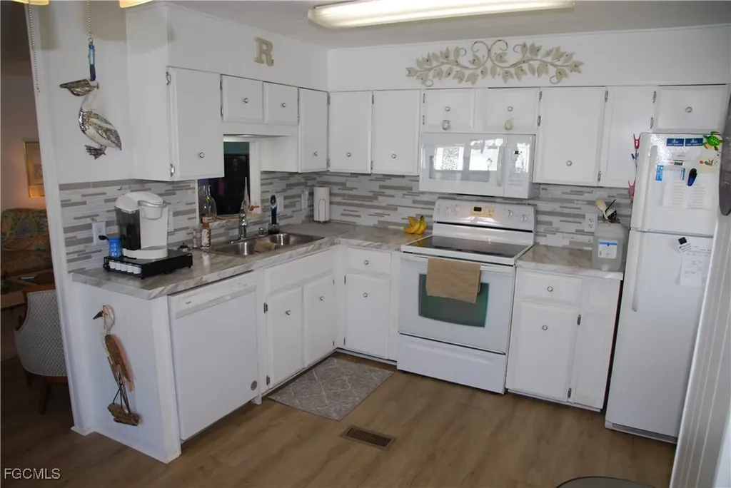 26 Nicklaus Boulevard North Fort Myers FL 33903