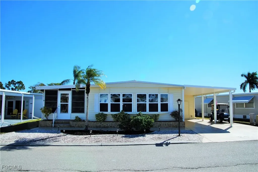 26 Nicklaus Boulevard North Fort Myers FL 33903