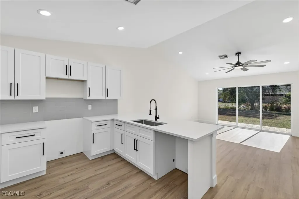 4509-4511 28th Street SW Lehigh Acres FL 33973