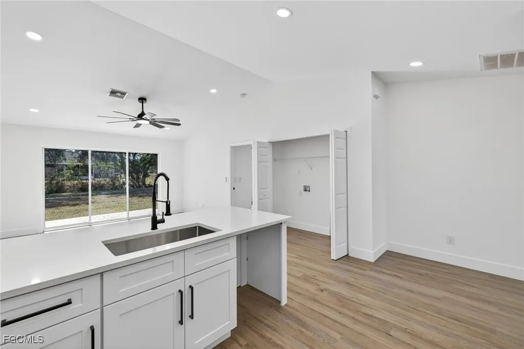 4509-4511 28th Street SW Lehigh Acres FL 33973