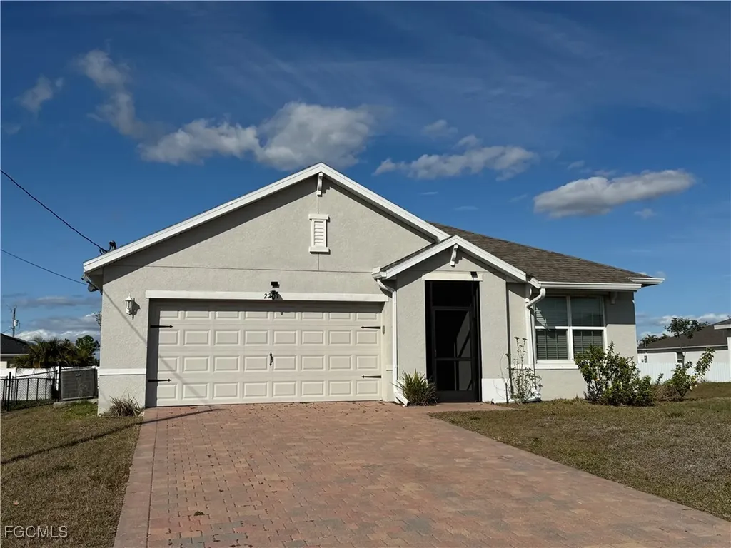 2201 NW 24th Terrace Cape Coral FL 33993