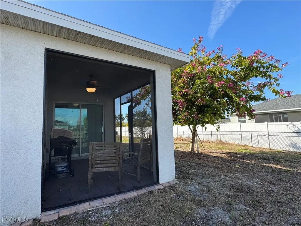 2201 NW 24th Terrace Cape Coral FL 33993