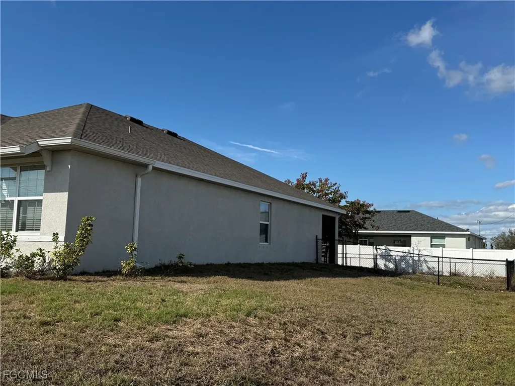 2201 NW 24th Terrace Cape Coral FL 33993