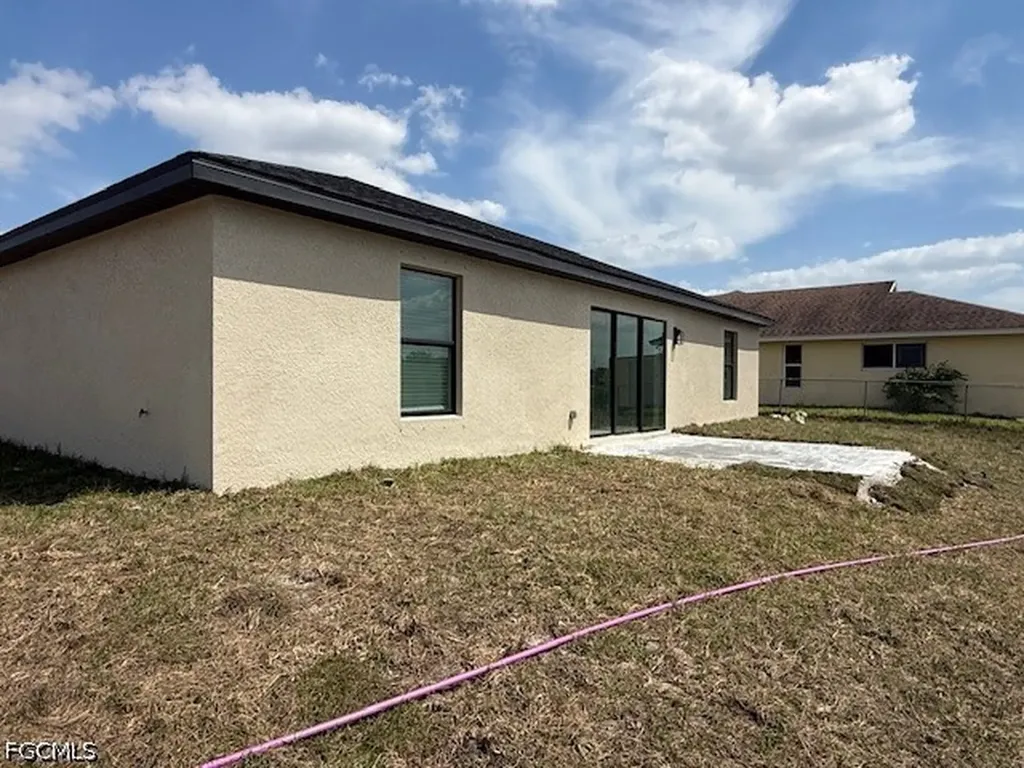 1104 NW 12th Avenue Cape Coral FL 33993