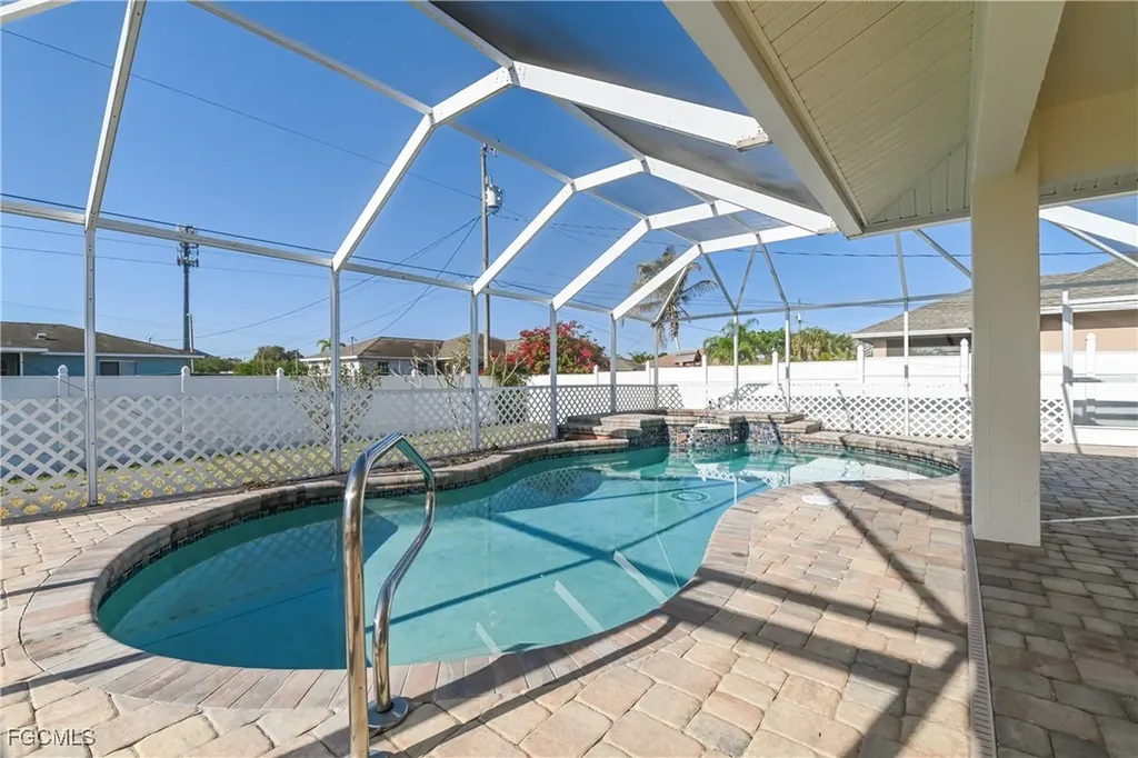 600 SW 18th Terrace Cape Coral FL 33991
