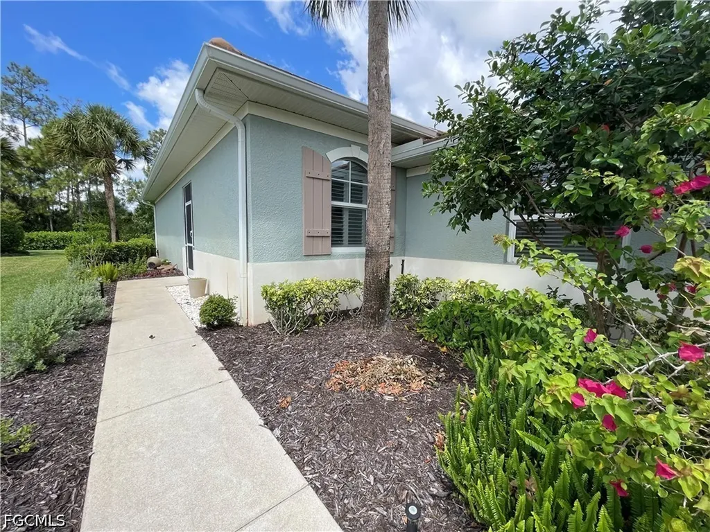 10640 Camarelle Circle Fort Myers FL 33913