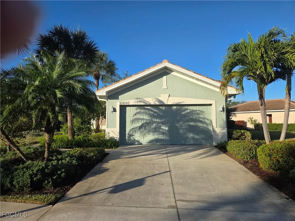 10640 Camarelle Circle Fort Myers FL 33913