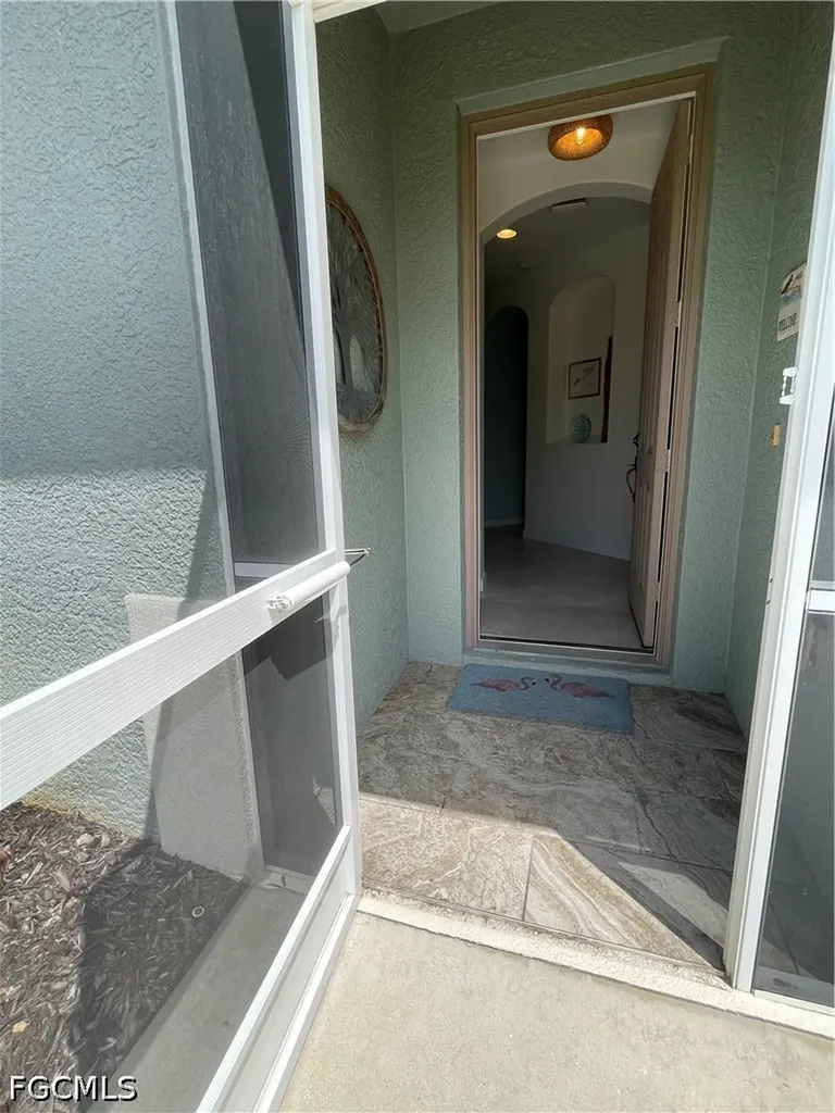10640 Camarelle Circle Fort Myers FL 33913