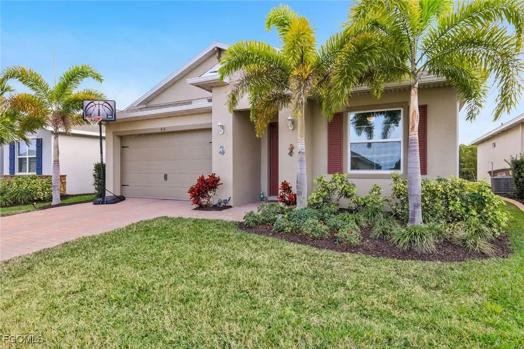 836 Heather Lake Avenue Cape Coral FL 33993
