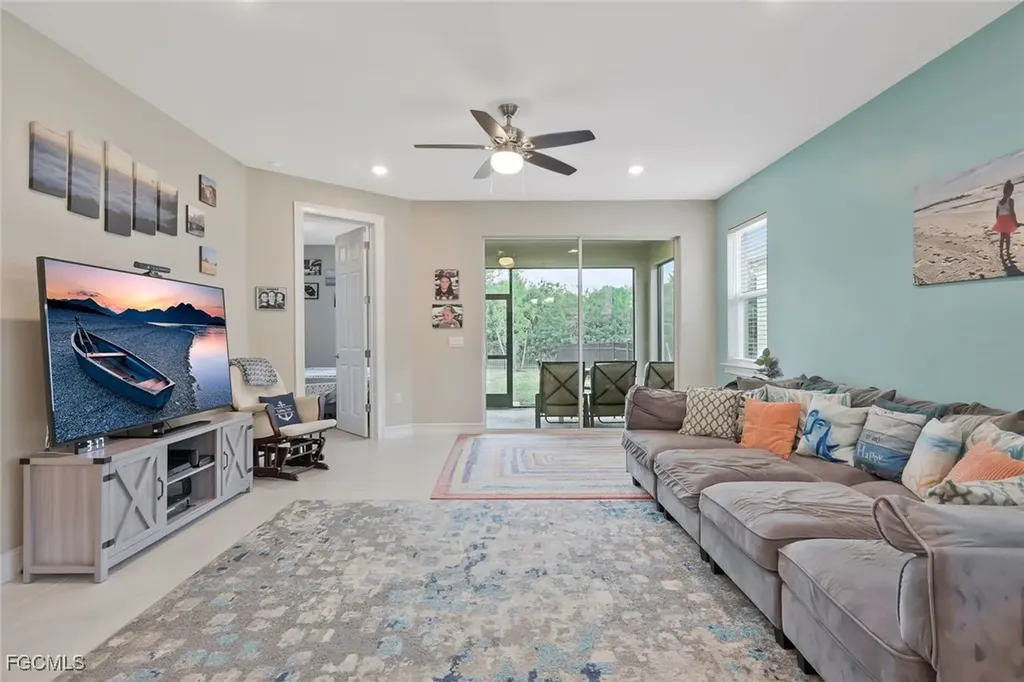 836 Heather Lake Avenue Cape Coral FL 33993