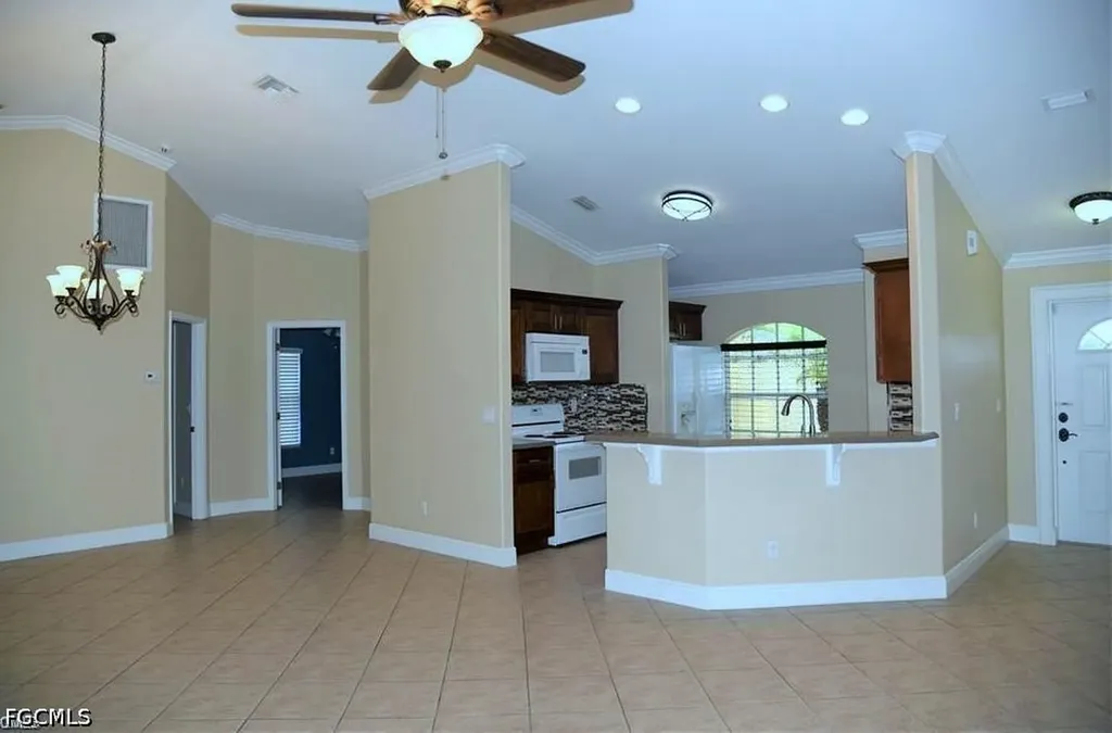 2610 23rd Street SW Lehigh Acres FL 33976