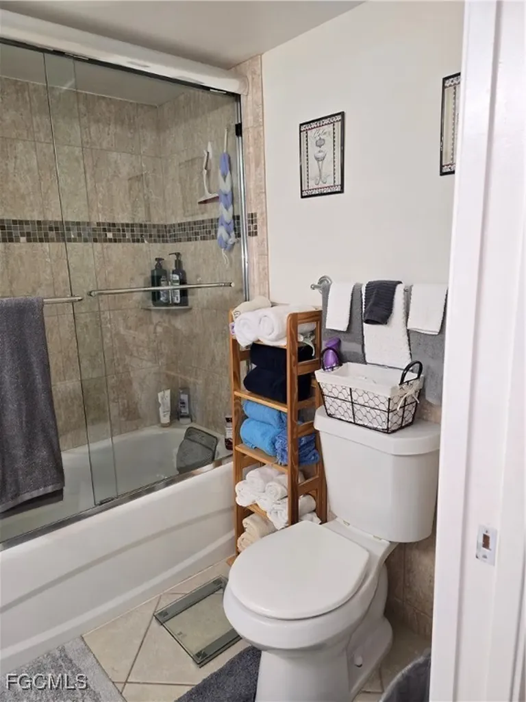 1210 Wildwood Lakes Boulevard Naples FL 34104