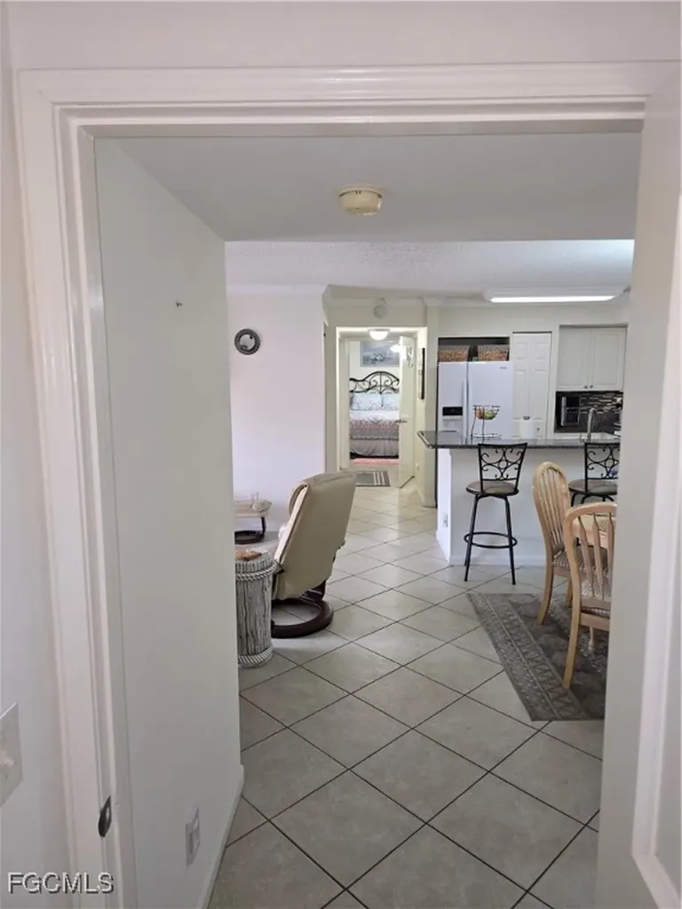 1210 Wildwood Lakes Boulevard Naples FL 34104