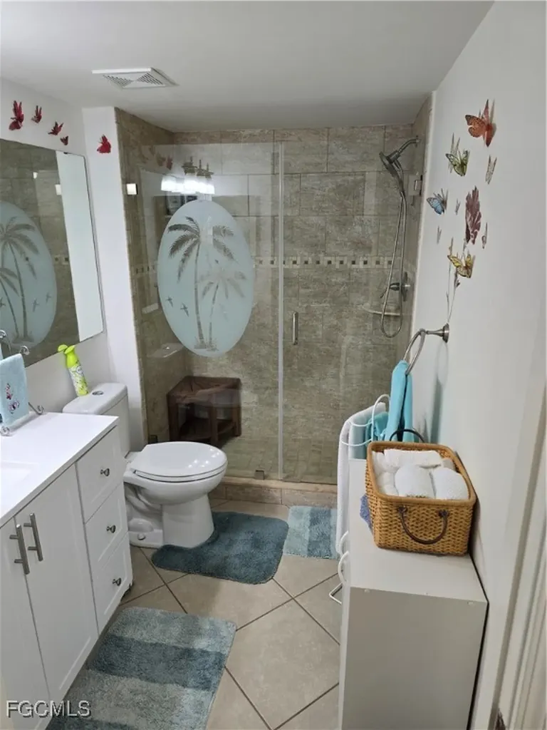 1210 Wildwood Lakes Boulevard Naples FL 34104