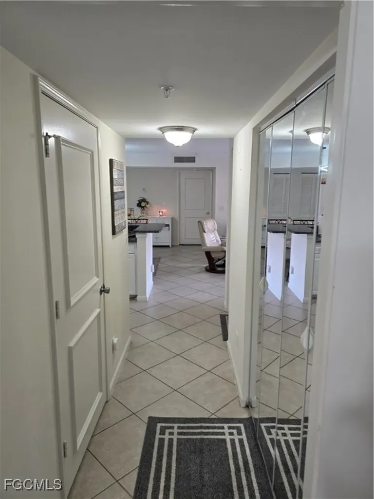 1210 Wildwood Lakes Boulevard Naples FL 34104