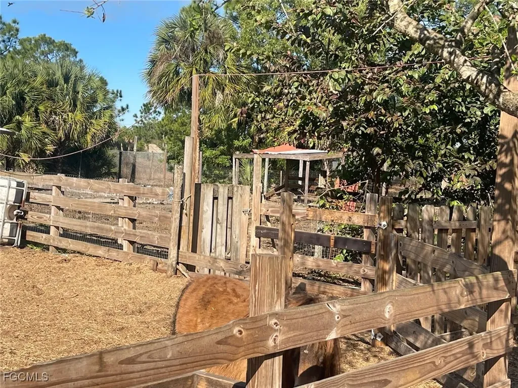 850 S Live Oak Street Clewiston FL 33440