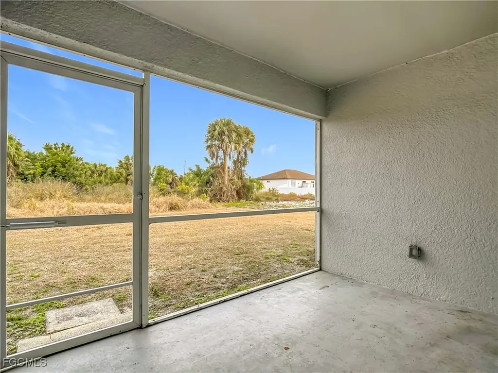 4034 29th Street SW Lehigh Acres FL 33976