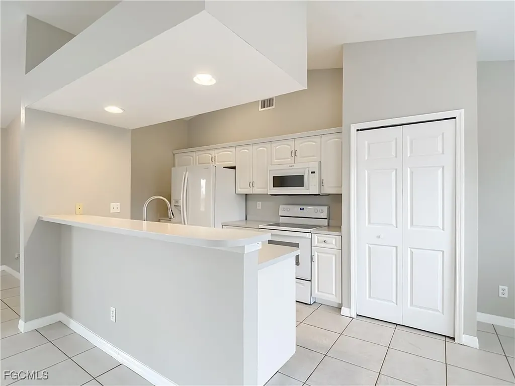 4034 29th Street SW Lehigh Acres FL 33976