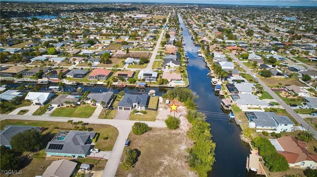 201 SW 40th Street Cape Coral FL 33914