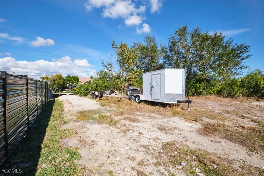 201 SW 40th Street Cape Coral FL 33914