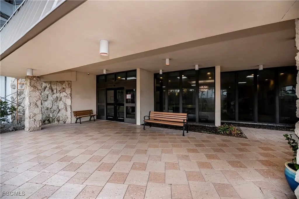 58 N Collier Boulevard Marco Island FL 34145