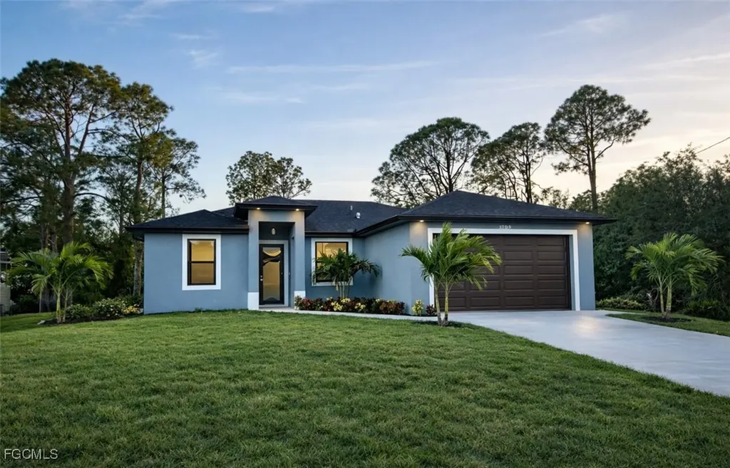 3709 37th Street SW Lehigh Acres FL 33976