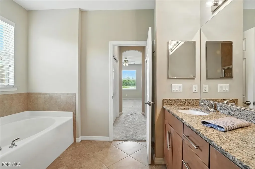 10006 Via San Marco Loop Fort Myers FL 33905