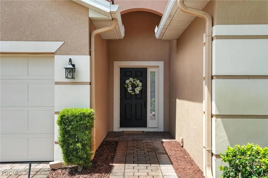 10006 Via San Marco Loop Fort Myers FL 33905
