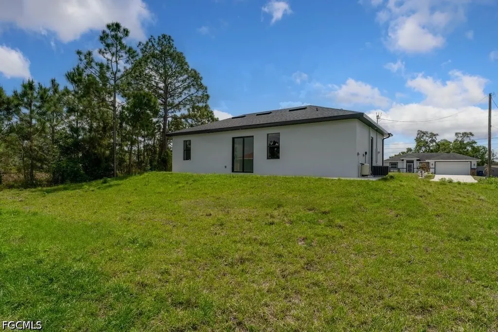 3804 8th Street SW Lehigh Acres FL 33976