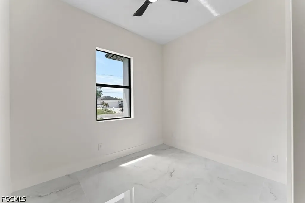 3804 8th Street SW Lehigh Acres FL 33976