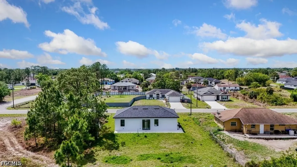 3804 8th Street SW Lehigh Acres FL 33976