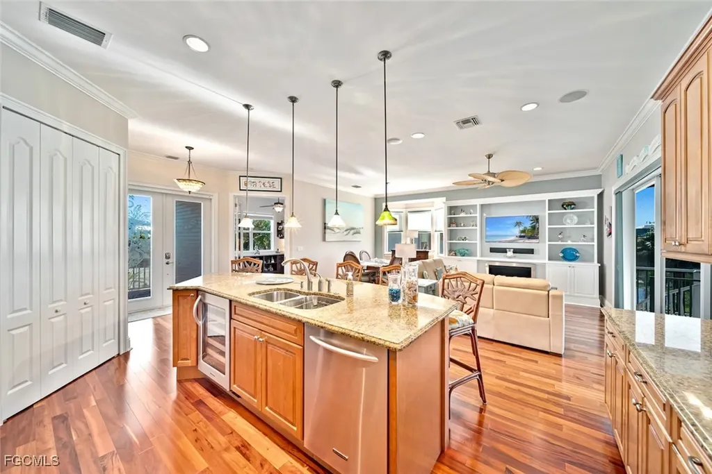 697 Spartina Court Sanibel FL 33957
