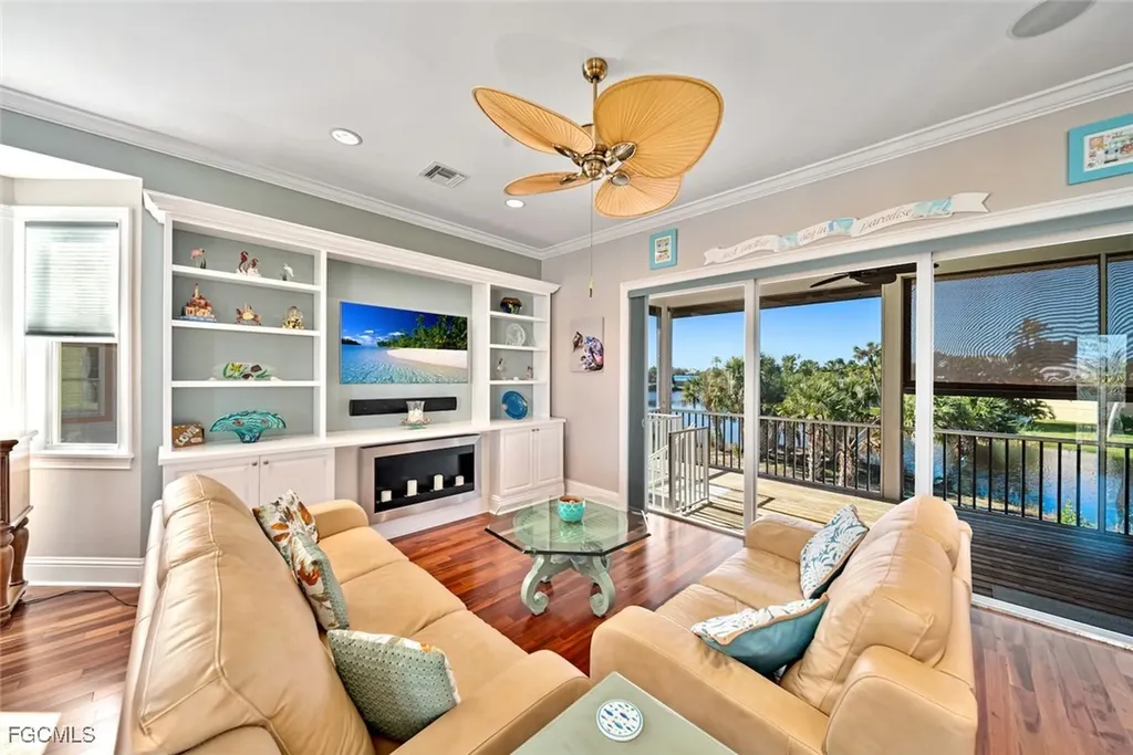 697 Spartina Court Sanibel FL 33957