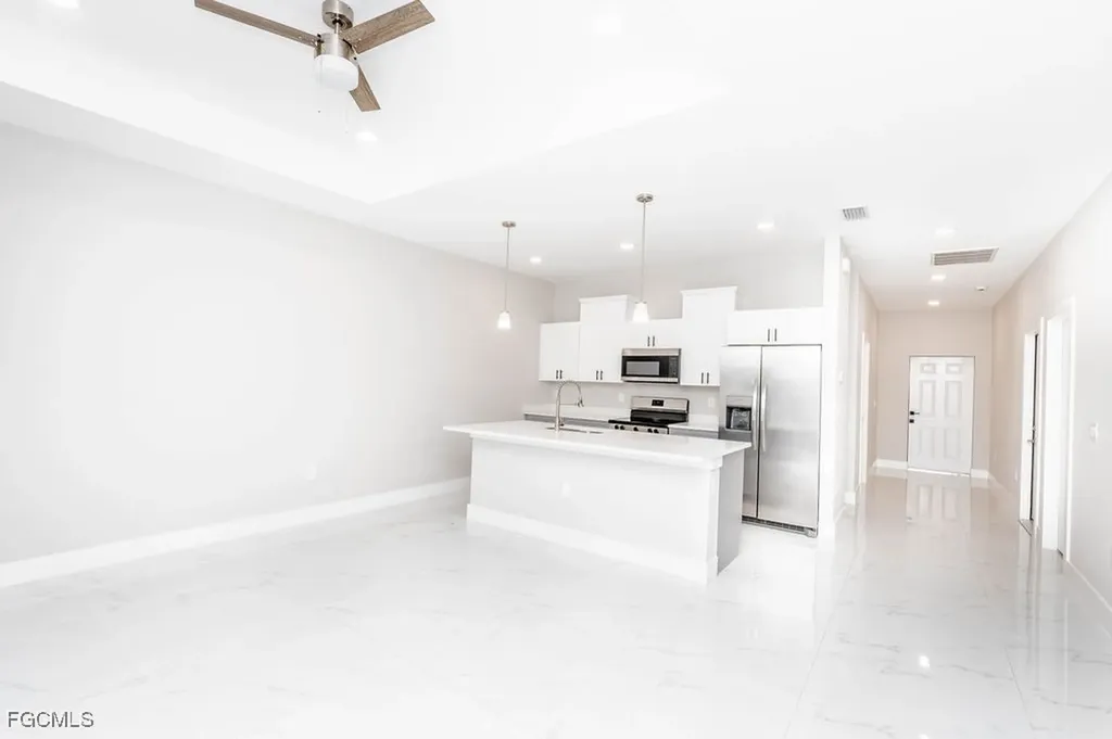 4417 22nd Street SW Lehigh Acres FL 33973