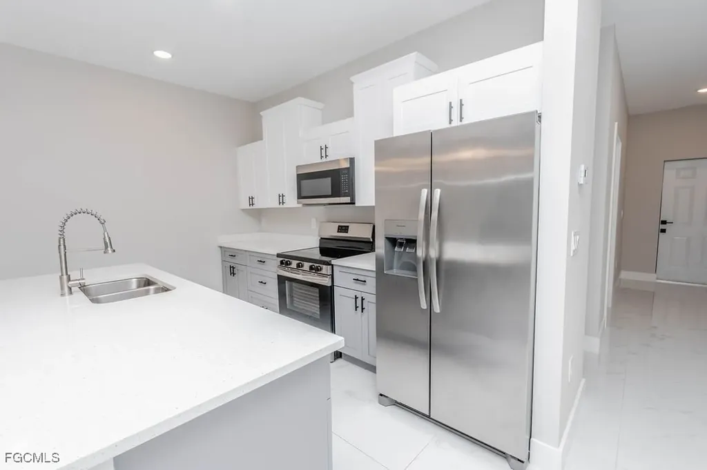 4417 22nd Street SW Lehigh Acres FL 33973