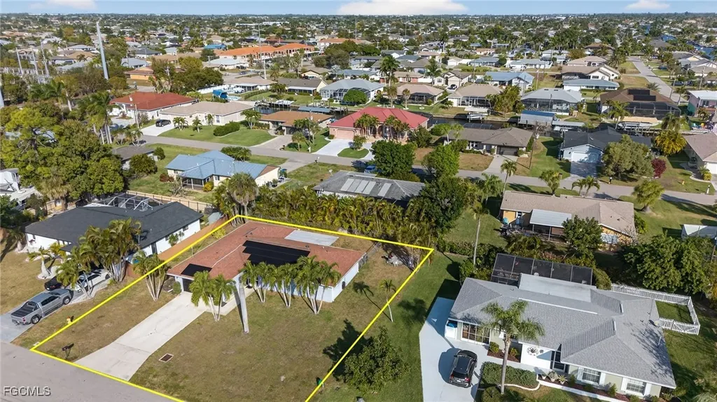 113 SE 41st Street Cape Coral FL 33904