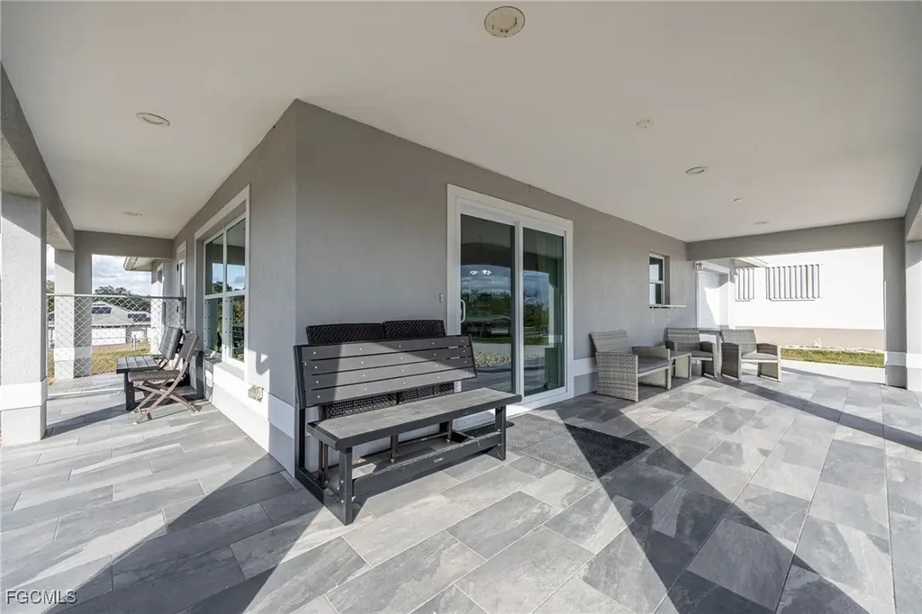 1053 Lock Lane SW Moore Haven FL 33471