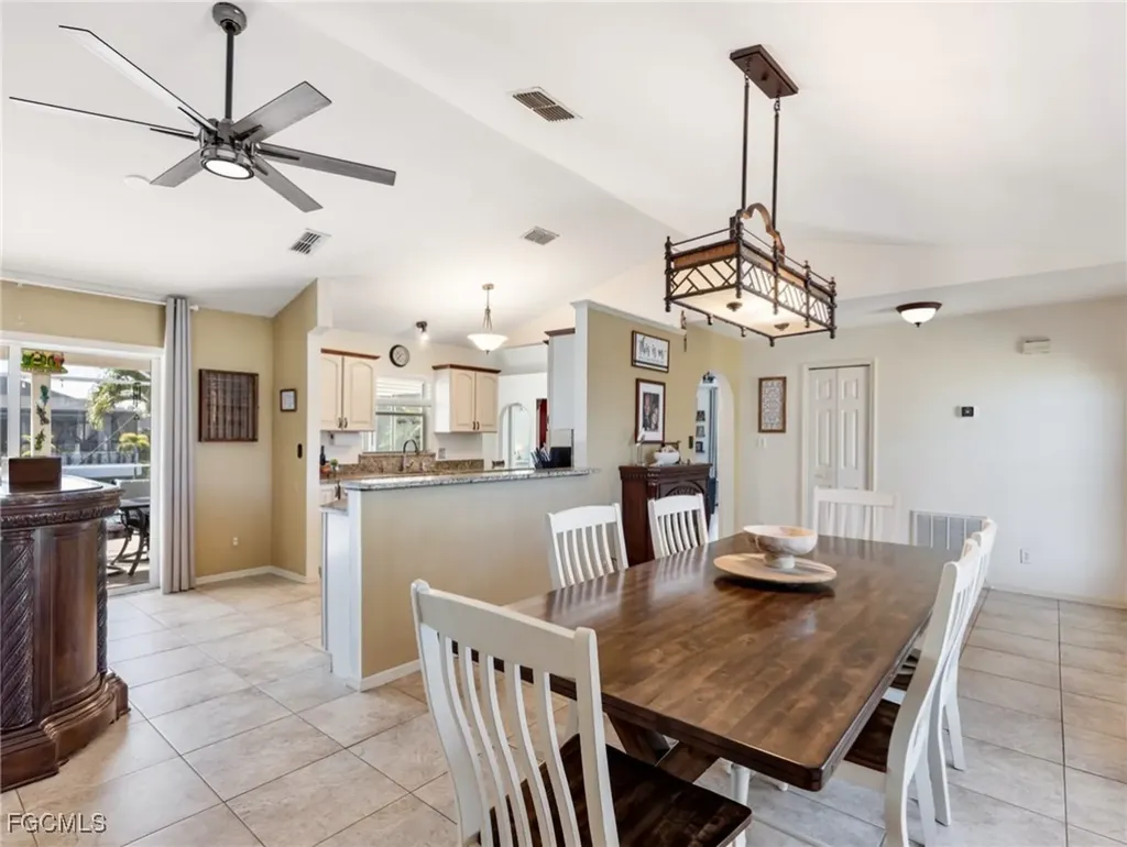 836 SW 23rd Street Cape Coral FL 33991