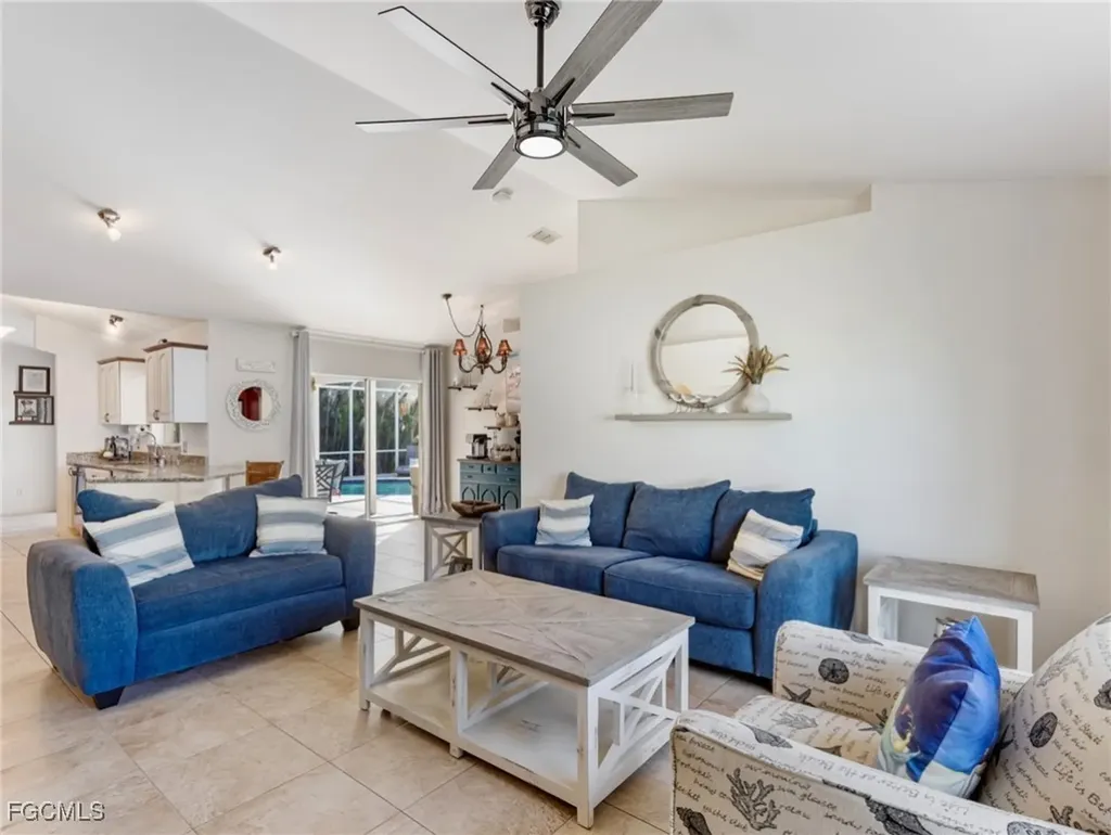 836 SW 23rd Street Cape Coral FL 33991