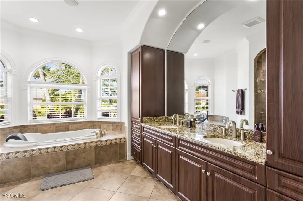 2601 SW 29th Place Cape Coral FL 33914