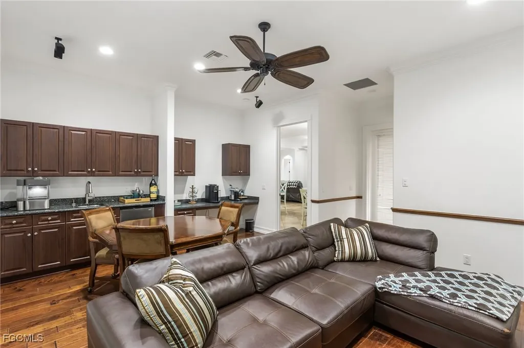 2601 SW 29th Place Cape Coral FL 33914
